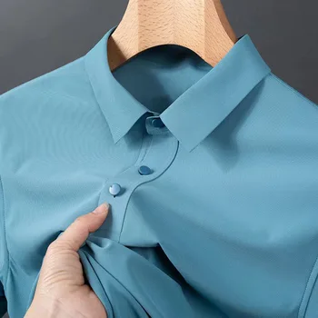 Мужская летняя рубашка поло из ледяного шелка 2023 года, не глаженая, бесшовная, стрейчевая, тонкая футболка с коротким рукавом и отворотом.