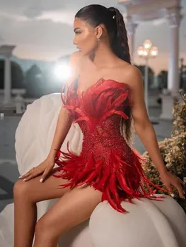 Новое женское Лето 2023, женское сексуальное платье без бретелек с перьями и блестками, красное мини-облегающее платье, Элегантное вечернее клубное платье