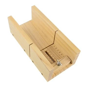 Практичный деревянный ящик для резки мыла с острым прямым рубанком.
